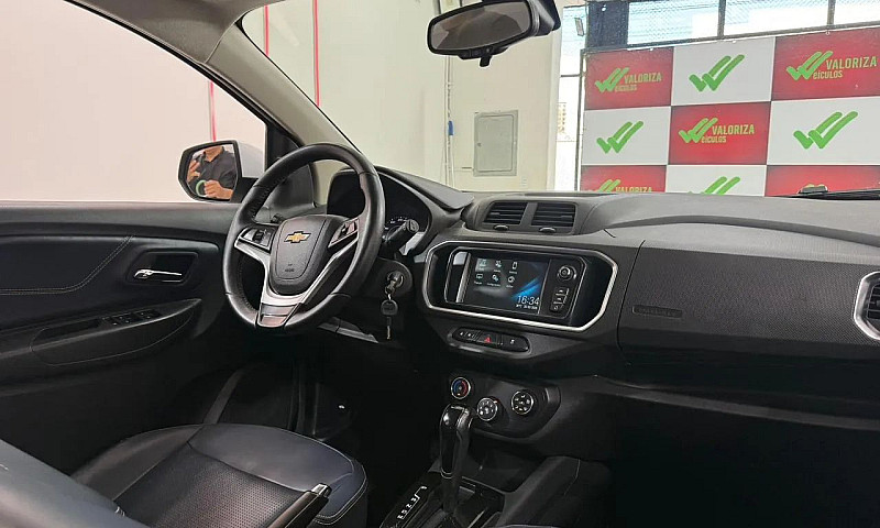 Chevrolet Spin Premi...