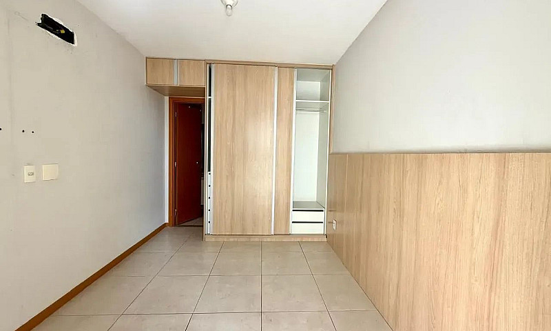 2 7 9 9 9 5 4 7 7 0 ...