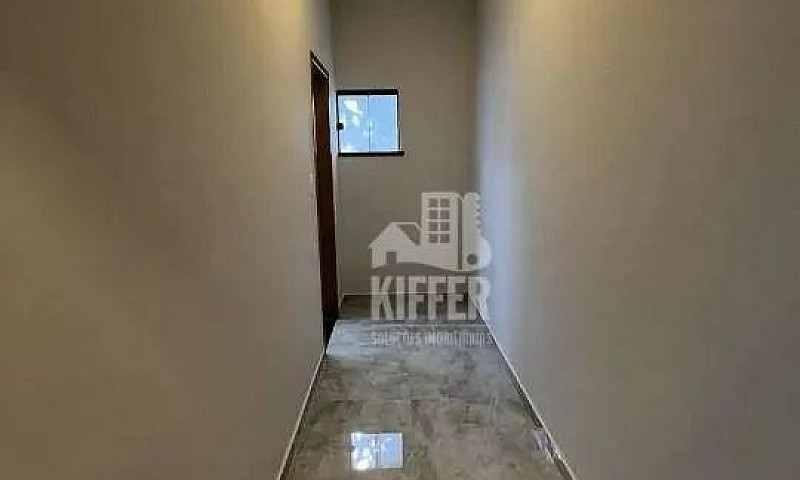 Casa Com 3 Quartos À...
