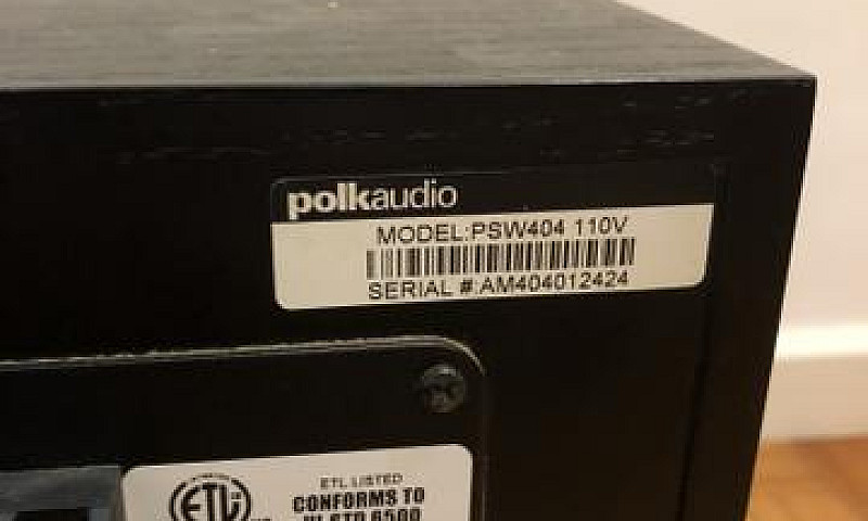 Subwoofer Polk Audio...