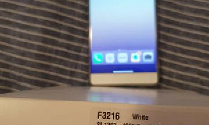 Sony Xperia Xa Ultra...