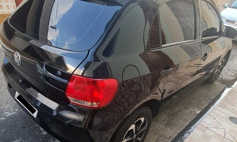 Gol 1.0 2015, 42.000...