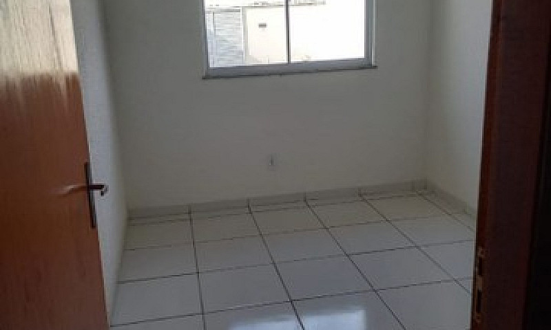 Aluga-Se Casa Com Do...