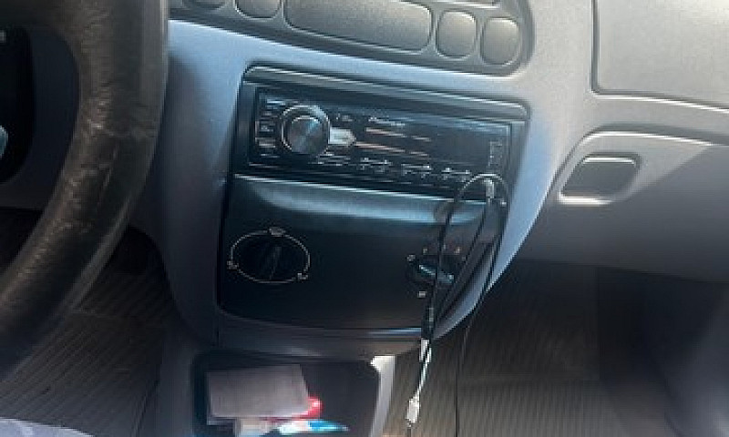 Ford Fiesta 98/98 (2...