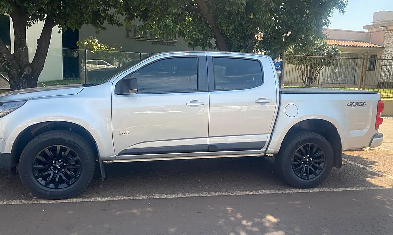Chevrolet S10 Pick-U...