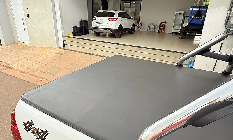 Hilux Srx 2023 Branc...