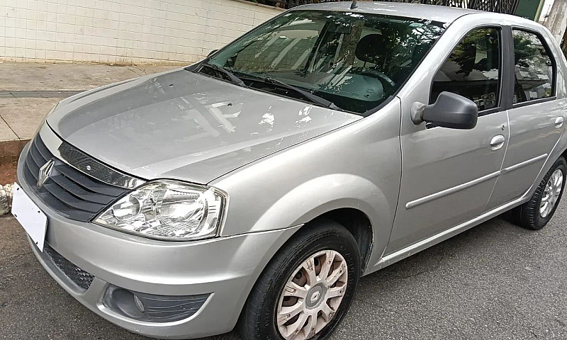 Renault Logan Expres...