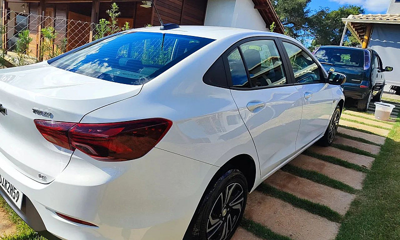 Chevrolet Onix Plus ...