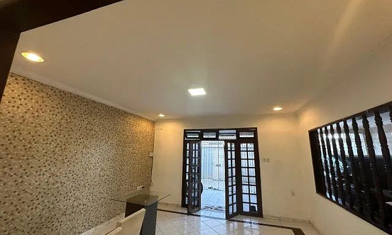 Casa Residencial Em ...