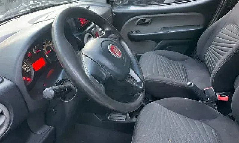 Fiat Doblo Essence 1...