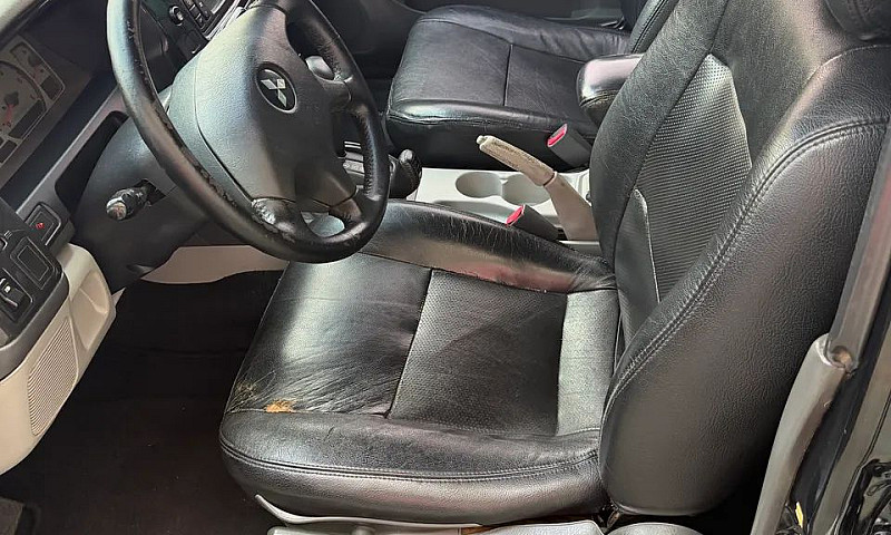 Mitsubishi Pajero Sp...