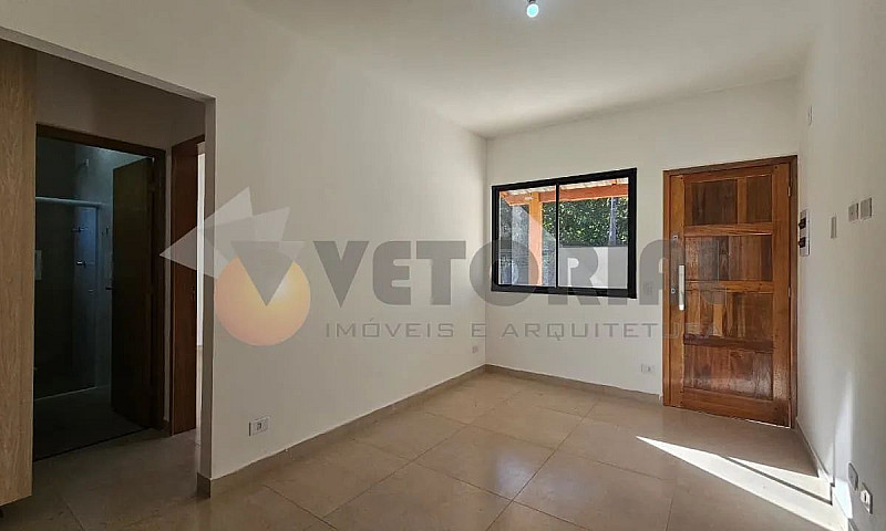 Casa Com 2 Dormitóri...