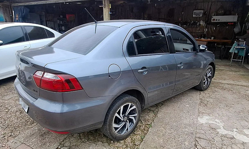Volkswagen Voyage Co...