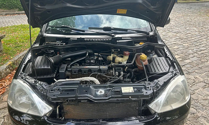 Chevrolet Corsa Hat....