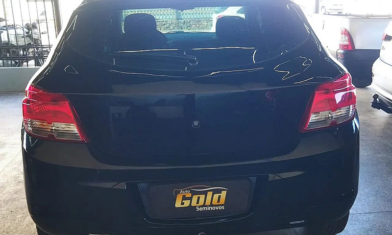 Chevrolet Onix Hatch...