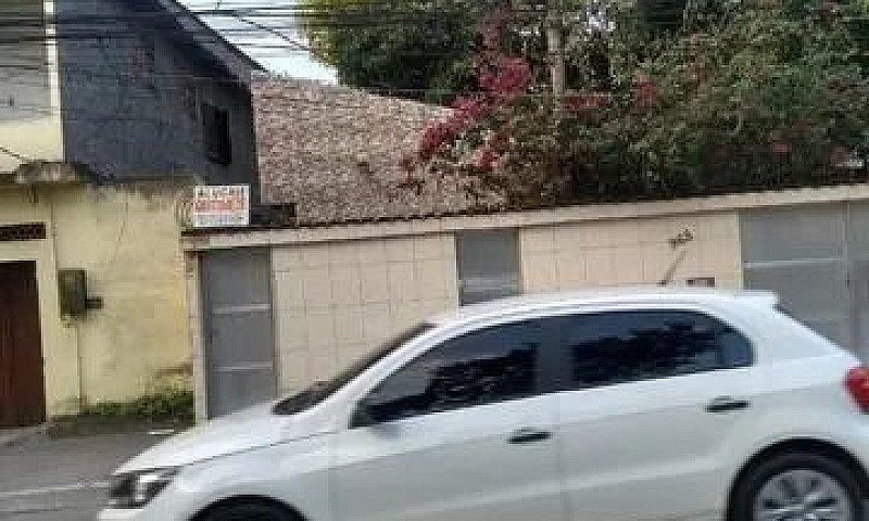 Casa Para Alugar...