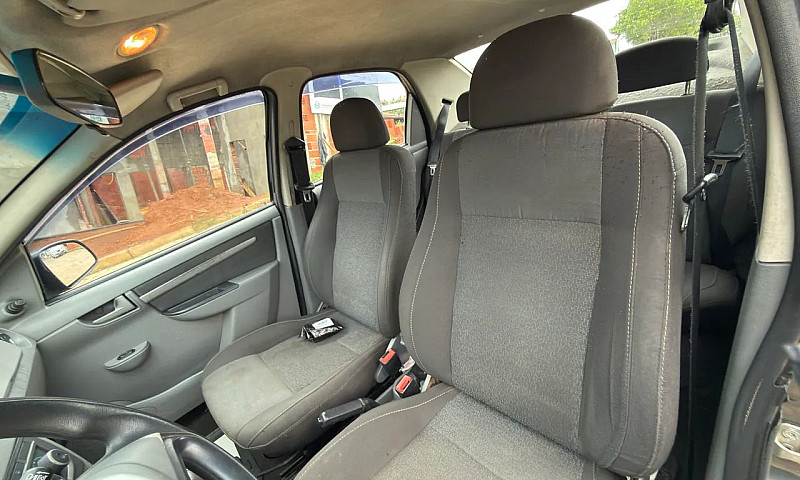 Chevrolet Prisma Sed...