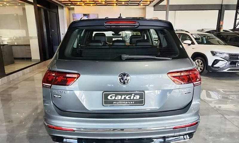 Volkswagen Tiguan Al...