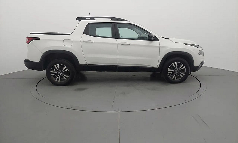 Fiat Toro Freedom 1....