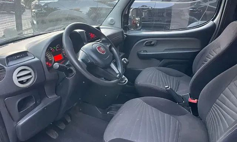 Fiat Doblo Essence 1...