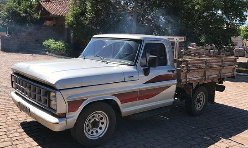 Ford F-1000...