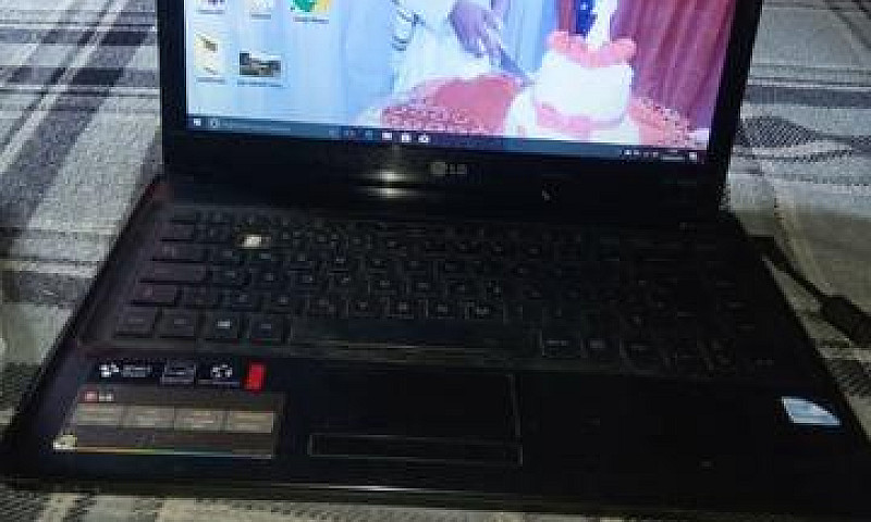Vende Se Notebook...