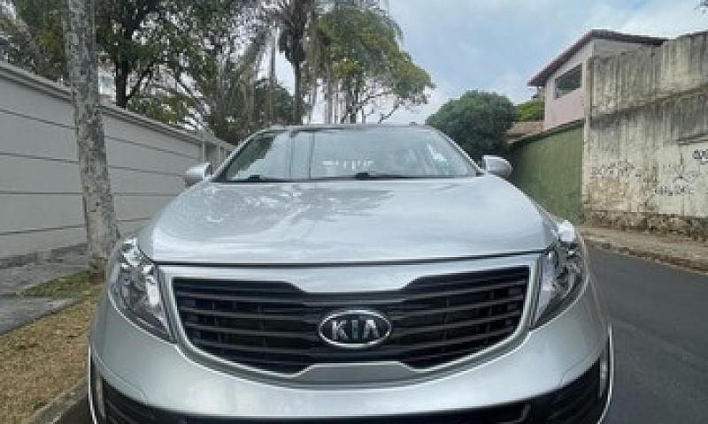 Kia Sportage Lx 2011...