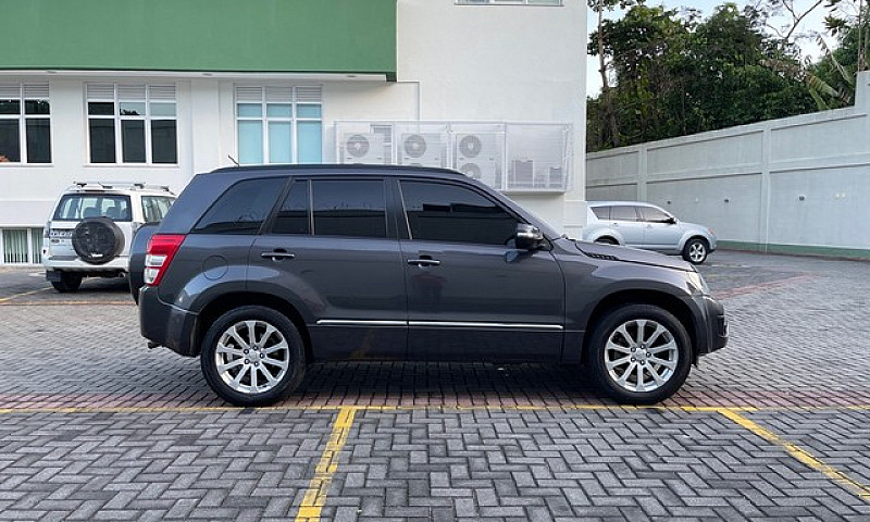 Suzuki Grand Vitara ...