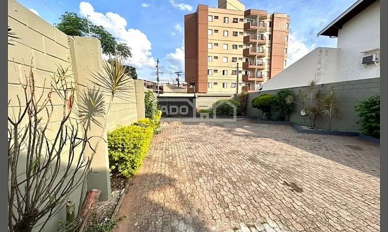 Casa - Jardim Chapad...