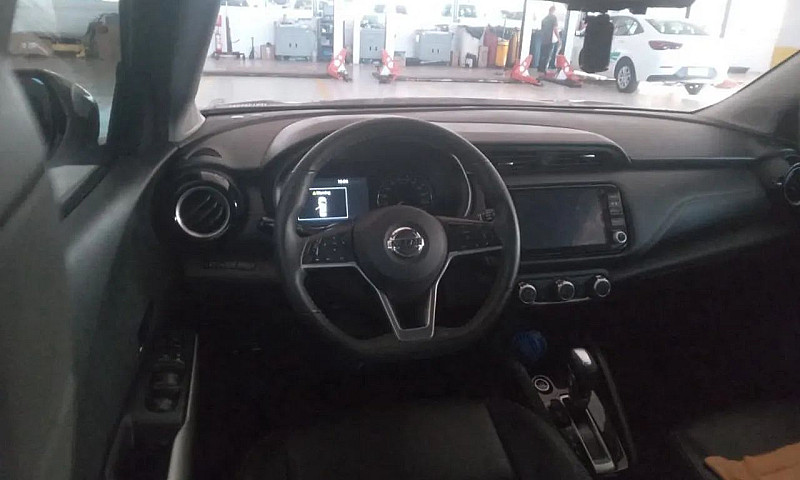 Nissan Kicks Advance...