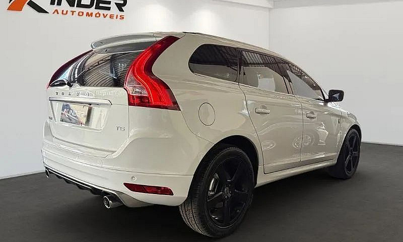 Volvo Xc 60 T-5 R-De...