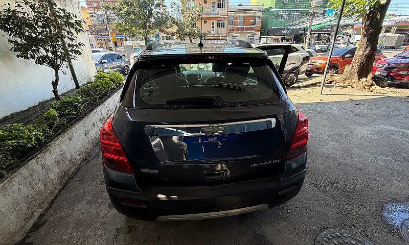 Chevrolet Tracker Lt...