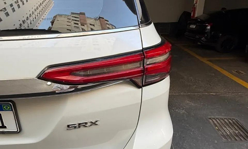 Toyota Hilux Sw4 Srx...