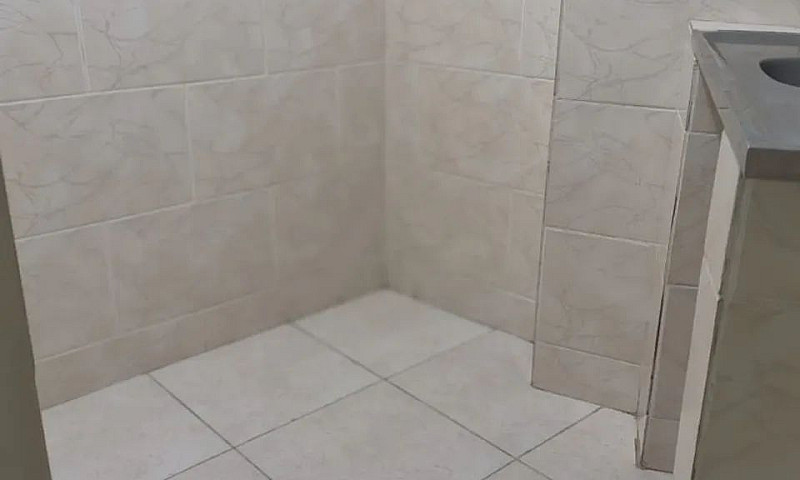 Aluga Quarto...