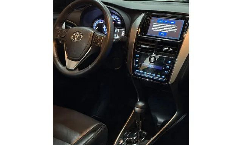 Toyota Yaris Xs 1.5 ...