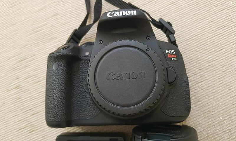 Câmera Canon T5I + L...