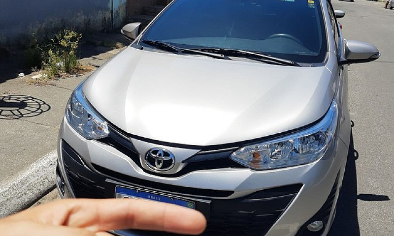 Vendo Toyota Yaris X...