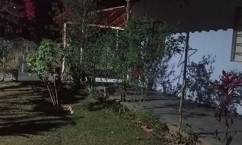 Vende Linda Chácara ...
