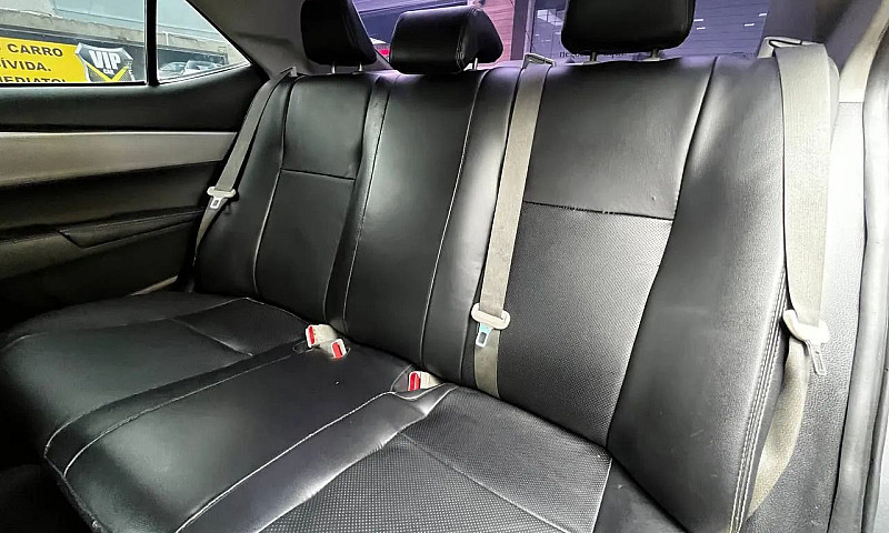 Toyota Corolla Gli 1...