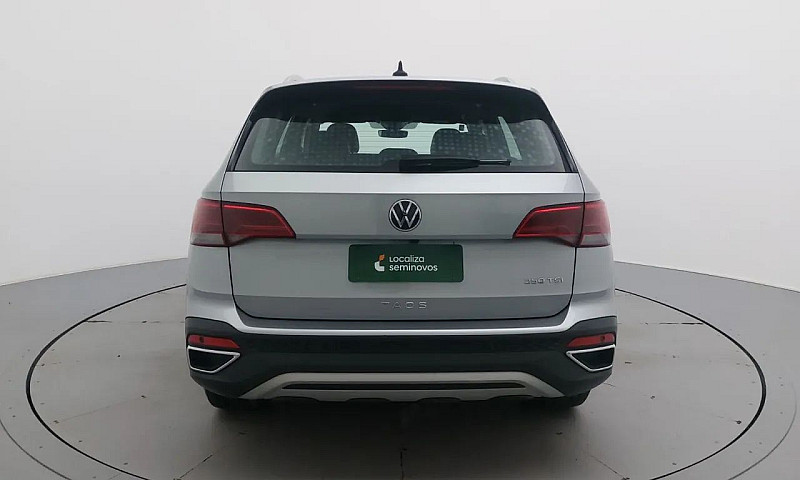 Volkswagen Taos 2023...