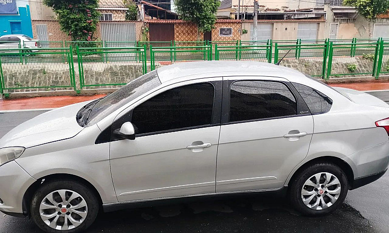 Fiat Grand Siena Att...