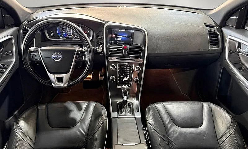 Volvo Xc 60 T-5 R-De...