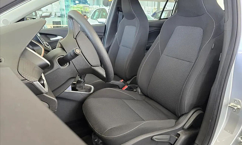 Chevrolet Onix Hatch...