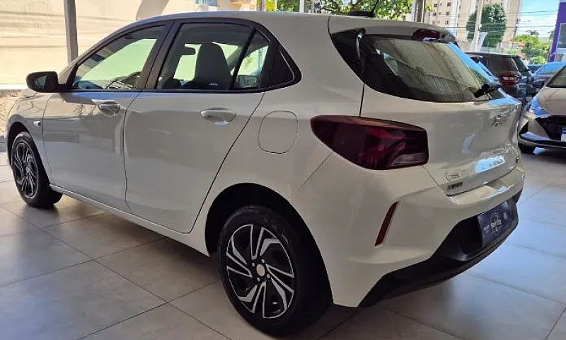 Chevrolet Onix Hatch...