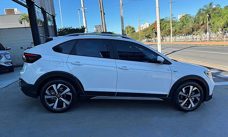 Volkswagen Nivus Hig...