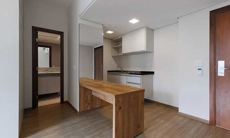 Apartamento Semimobi...