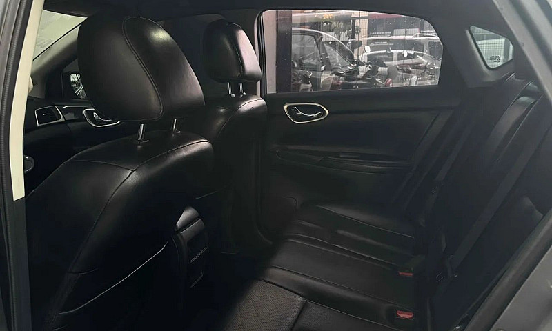 Nissan Sentra Sl 2.0...