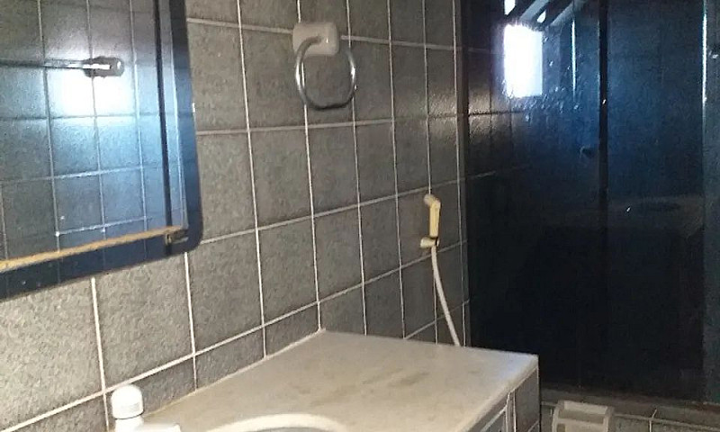 [Aluga-Se] Casa Em R...
