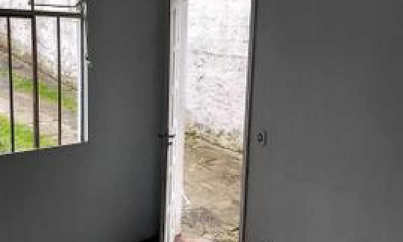 Casa Direto Com Prop...