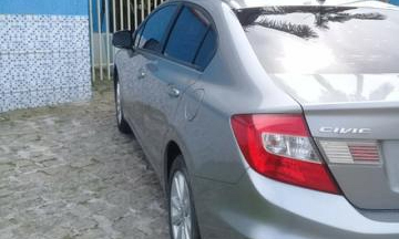 Vendo Um Honda Civic...